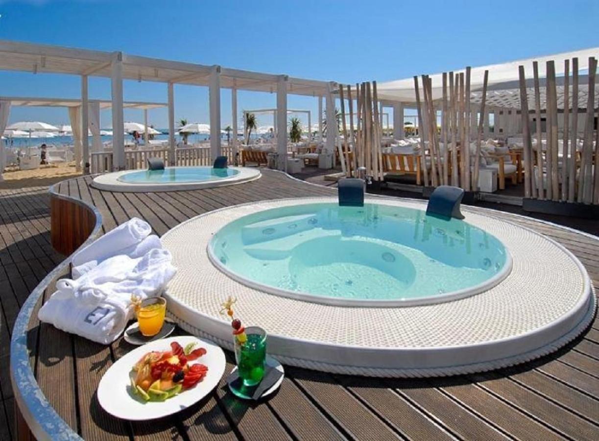 Casa Del Teatro Appartamento Con Splendida Terrazza Di Fronte Al Teatro Rossini Pesaro Eksteriør bilde
