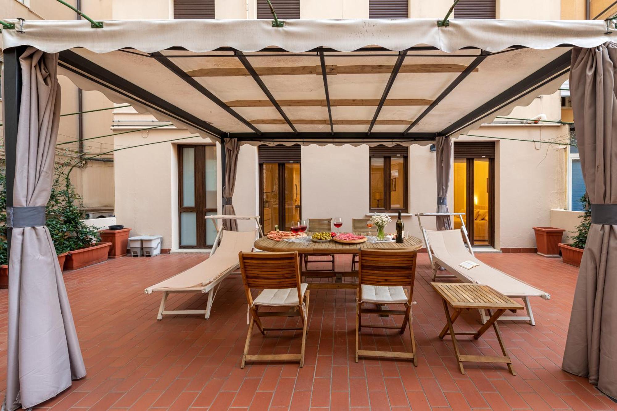 Casa Del Teatro Appartamento Con Splendida Terrazza Di Fronte Al Teatro Rossini Pesaro Eksteriør bilde